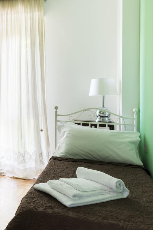 Rooms Villa Bergamo Airport Scanzorosciate Стая снимка