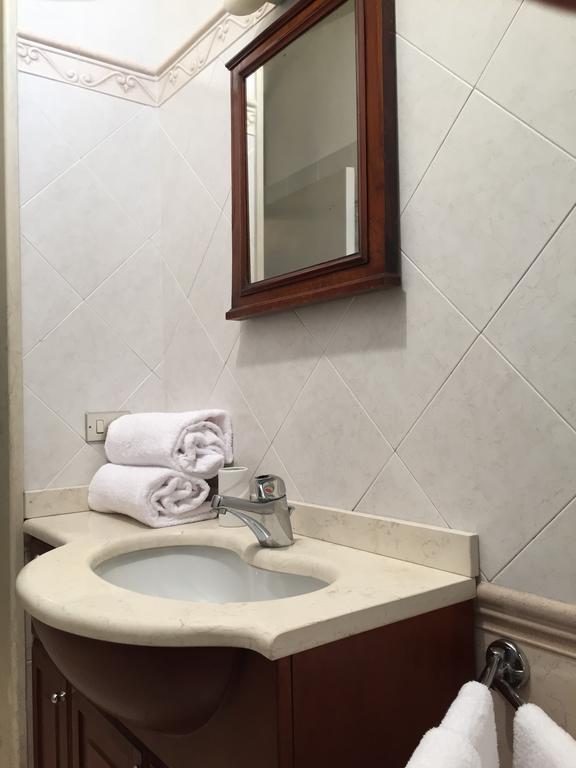 Rooms Villa Bergamo Airport Scanzorosciate Екстериор снимка